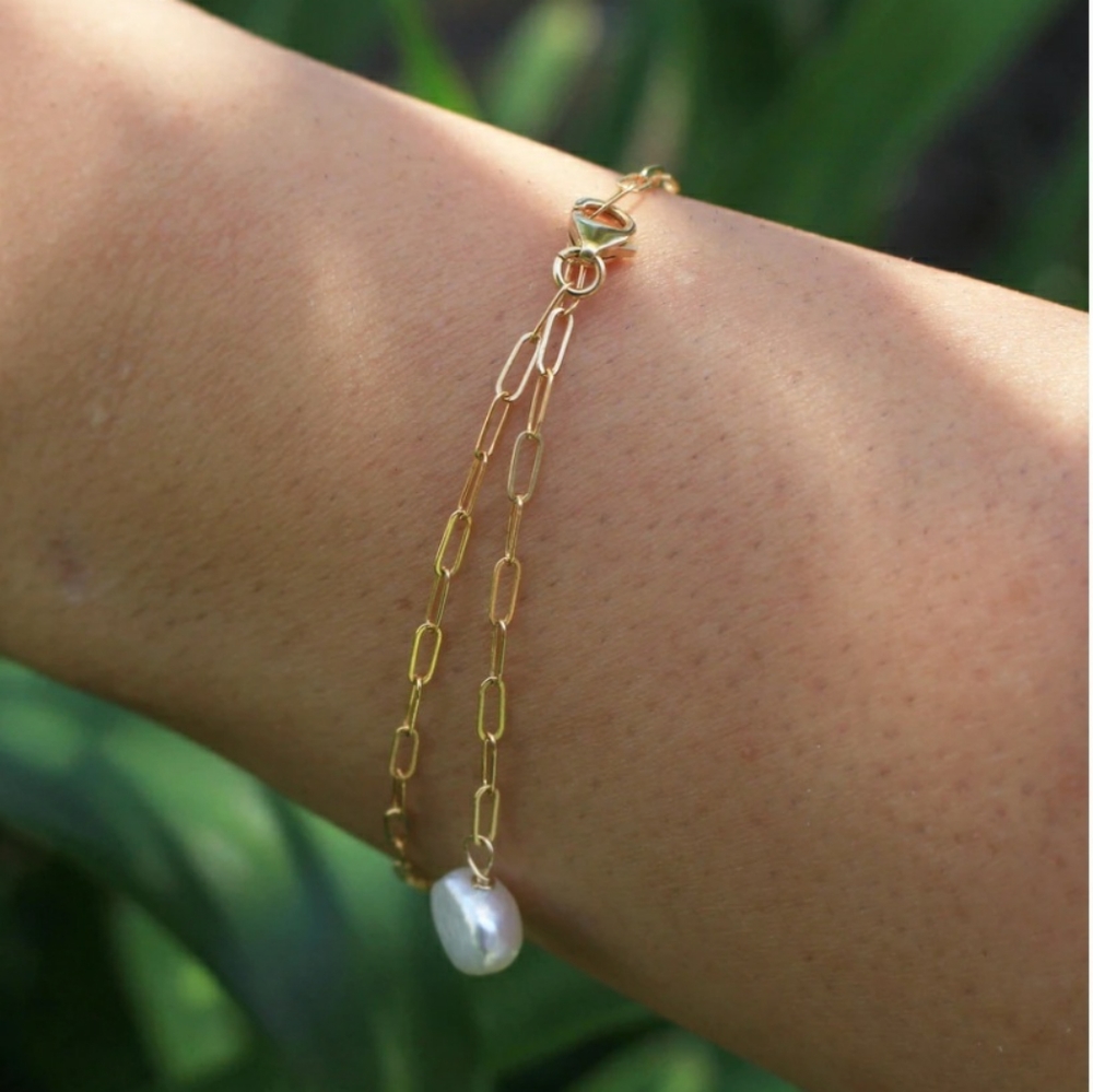 14 k gold bracelets
